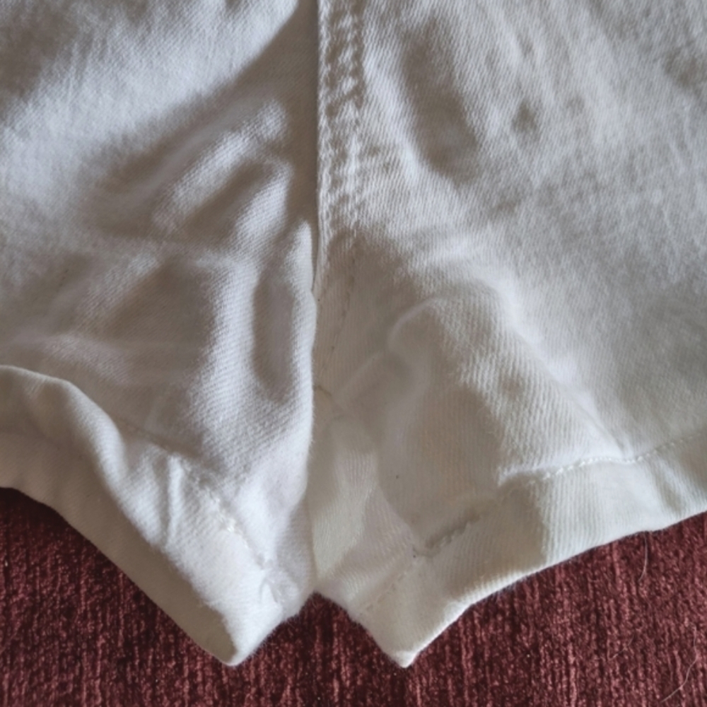 Cute High Rise Shorts by Cropp - Picture 3 of 6